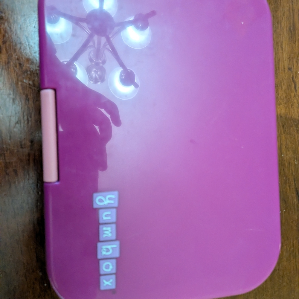 3 Colorful Stackable Lunch Boxes - Picture 5 of 12